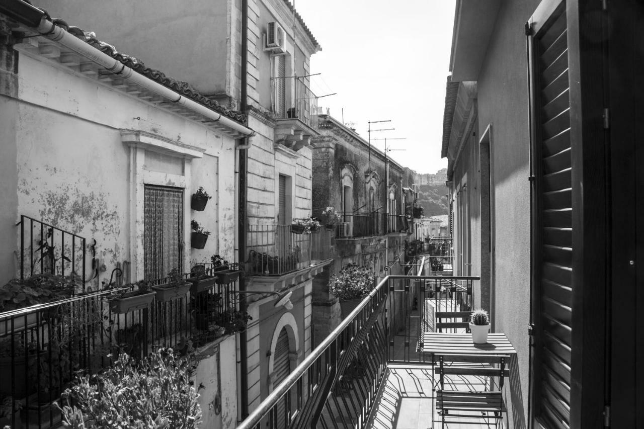 Bframe Cornice Barocca Ragusa Exterior photo